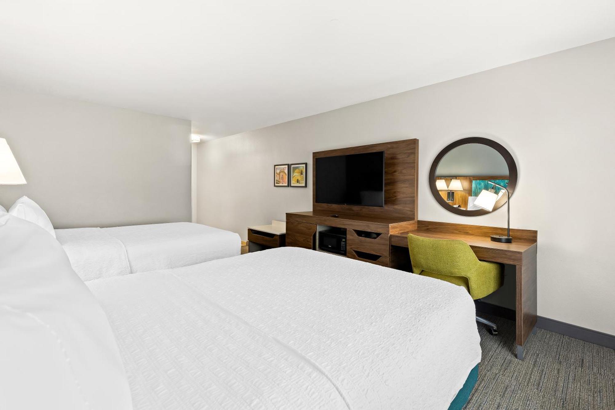 Hampton Inn & Suites Canton North Canton Εξωτερικό φωτογραφία
